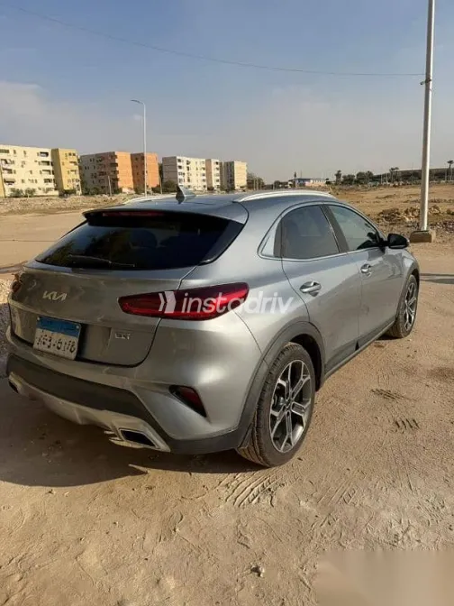 Kia Xceed 2022 Silver Used for Sale - 2