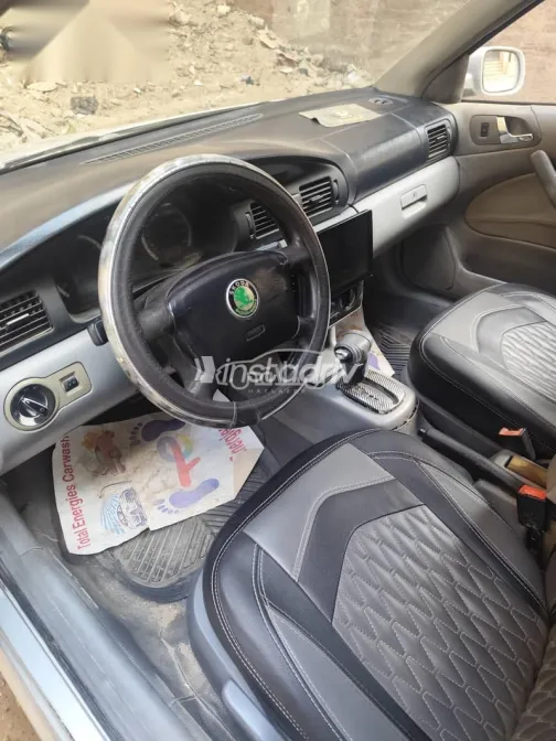 سكودا اوكتافيا 1999 فضي مستعملة للبيع - 5