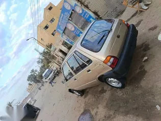 سوزوكى ماروتى 2010 ذهبي مستعملة للبيع