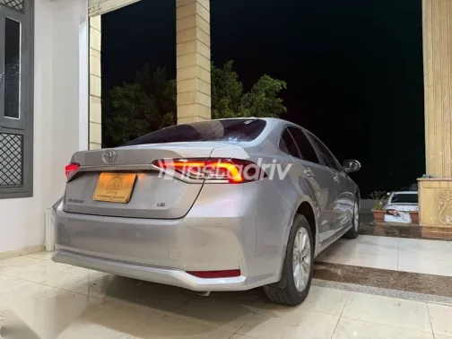 Toyota Corolla 2024 Silver New for Sale - 1