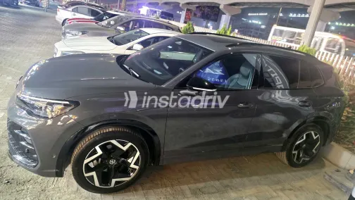 فولكس فاغن تيجون 2024 أبيض مستعملة للبيع - 3