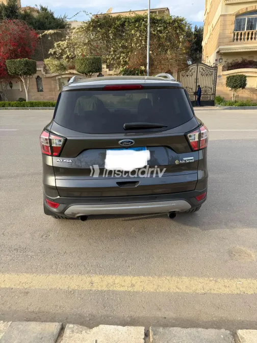 فورد كوجا 2018 أبيض مستعملة للبيع - 3