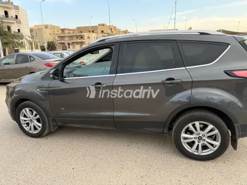 فورد كوجا 2018 أبيض مستعملة للبيع - 5