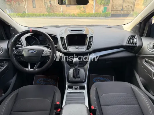 فورد كوجا 2018 أبيض مستعملة للبيع - 9