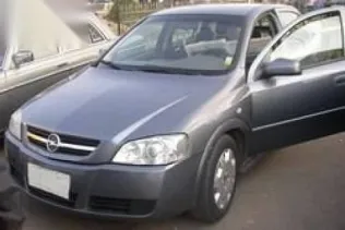 اوبل أسترا 2005 رمادي مستعملة للبيع