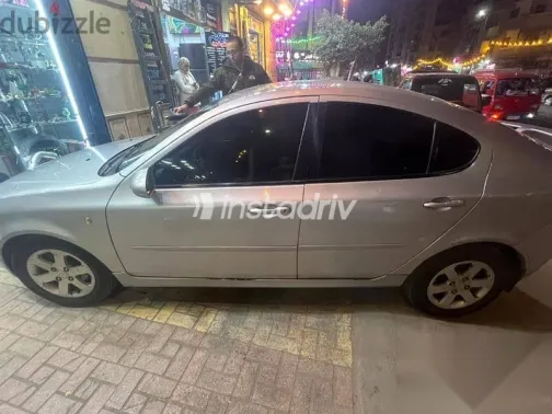 بروتون جين 2 2014 فضي مستعملة للبيع - 4