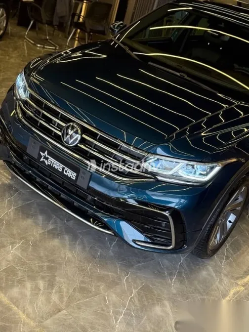 Volkswagen Tiguan 2023 Dark Blue Used for Sale - 4