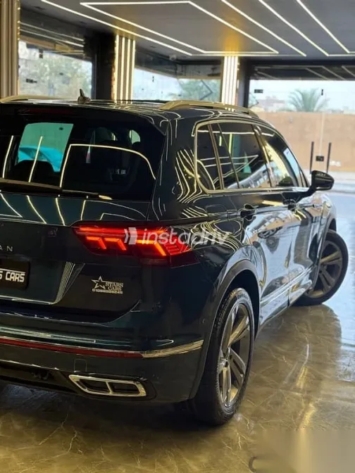 Volkswagen Tiguan 2023 Dark Blue Used for Sale - 8