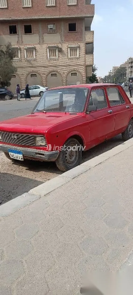 فيات 128 1980 أحمر مستعملة للبيع - 3
