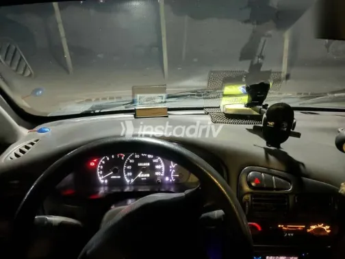 ميتسوبيشي لانسر 1992 فضي مستعملة للبيع - 3