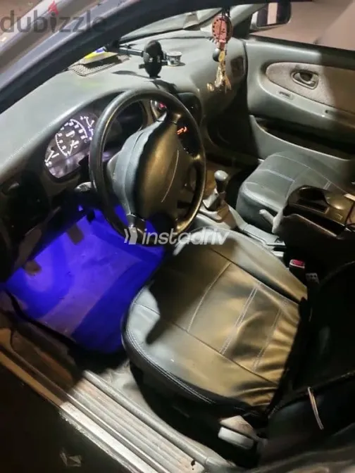 ميتسوبيشي لانسر 1992 فضي مستعملة للبيع - 5