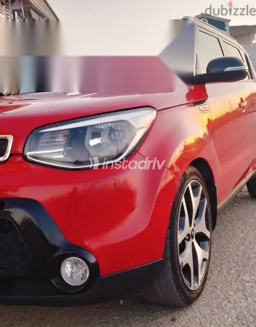 كيا سول 2017 أحمر مستعملة للبيع - 3