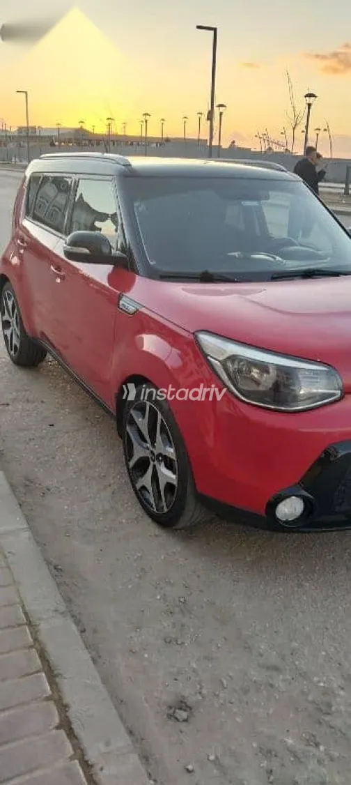 كيا سول 2017 أحمر مستعملة للبيع - 4