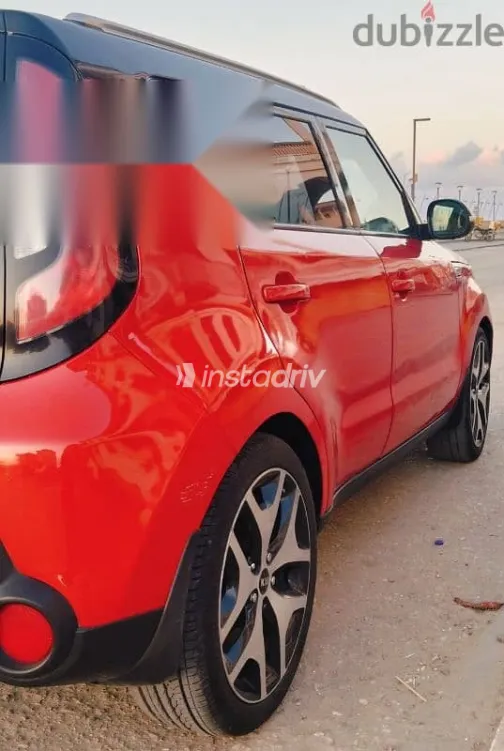 كيا سول 2017 أحمر مستعملة للبيع - 6