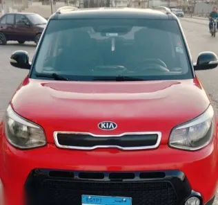 كيا سول 2017 أحمر مستعملة للبيع