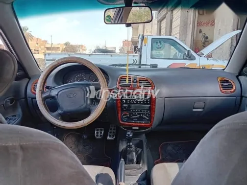 Daewoo Nubira 1997 White Used for Sale - 3