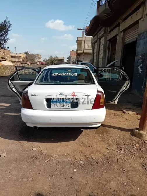 Daewoo Nubira 1997 White Used for Sale - 10