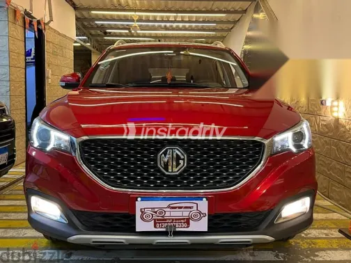 ام جى ZS 2021 أحمر مستعملة للبيع - 1