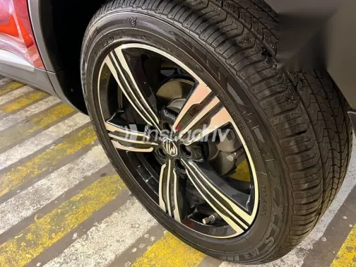 ام جى ZS 2021 أحمر مستعملة للبيع - 9