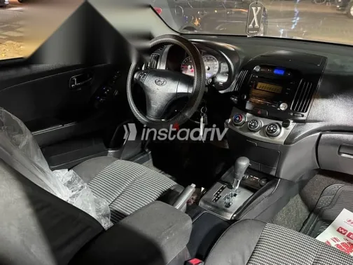 هيونداي إلنترا 2017 رمادي مستعملة للبيع - 8