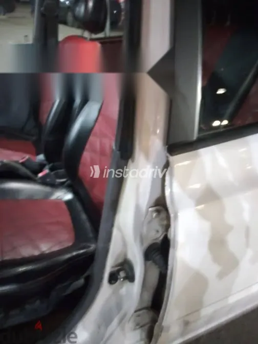 Hyundai Verna 2011 White Used for Sale - 10