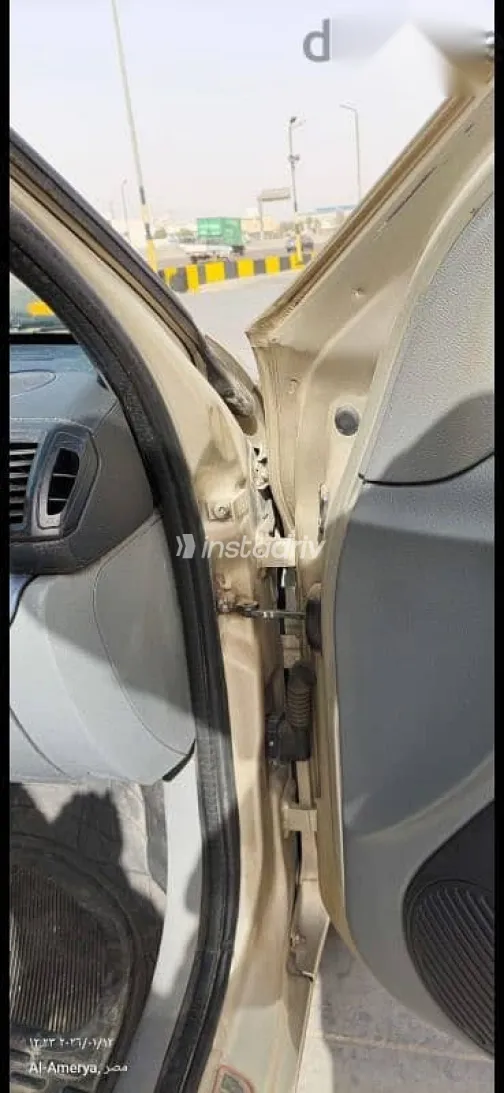 رينو كليو 2008 بيج مستعملة للبيع - 9