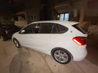 بي ام دبليو 218 2015 أبيض مستعملة للبيع