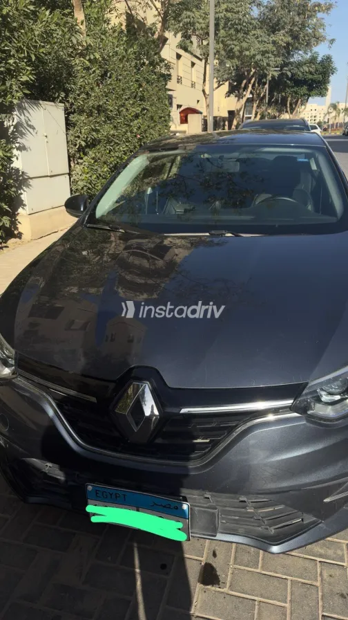 رينو ميجان 2023 أبيض مستعملة للبيع - 2