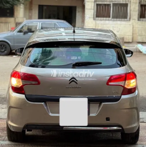 سيتروين C4 2013 أبيض مستعملة للبيع - 1