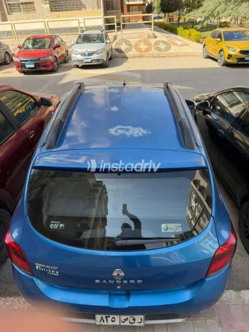 Renault Sandero Step Way 2018 White Used for Sale - 4