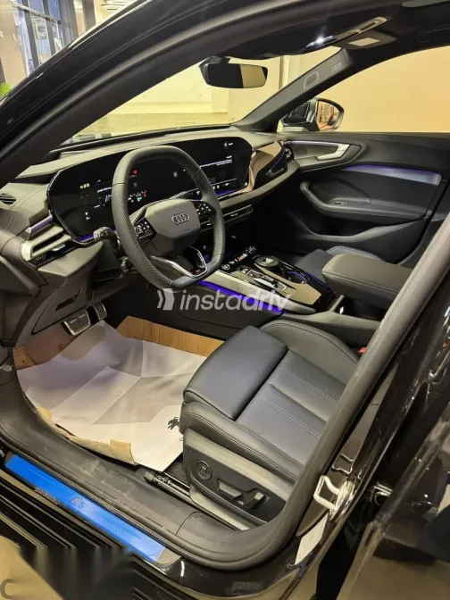 اودي A5 2025 أسود جديدة للبيع - 6