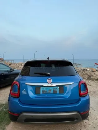 فيات 500 2021 أزرق غامق مستعملة للبيع