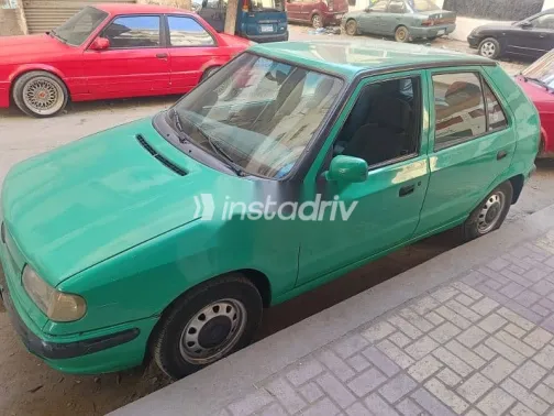 سكودا فيليشيا 1995 أخضر مستعملة للبيع - 1