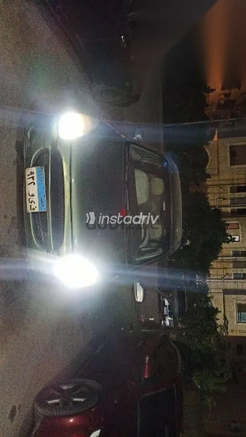 دايهاتسو سيريون 2000 أخضر مستعملة للبيع - 8