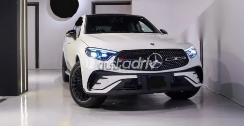 مرسيدس GLC 2025 أبيض جديدة للبيع - 1