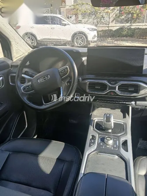 جيلي اوكافانجو 2024 رمادي مستعملة للبيع - 7