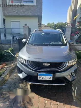 جيلي اوكافانجو 2024 رمادي مستعملة للبيع