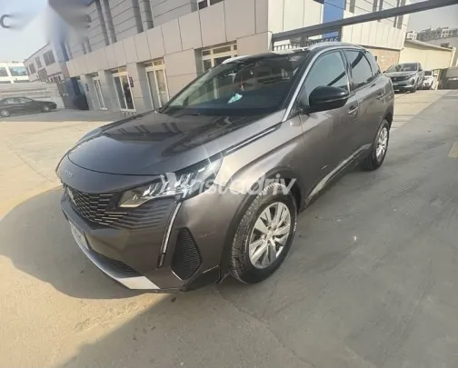 بيجو 3008 2022 رمادي مستعملة للبيع - 1