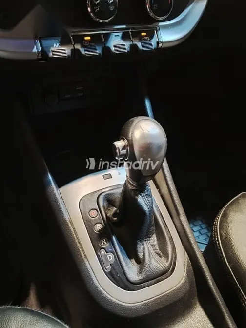 كيا ريو 2017 أزرق غامق مستعملة للبيع - 7