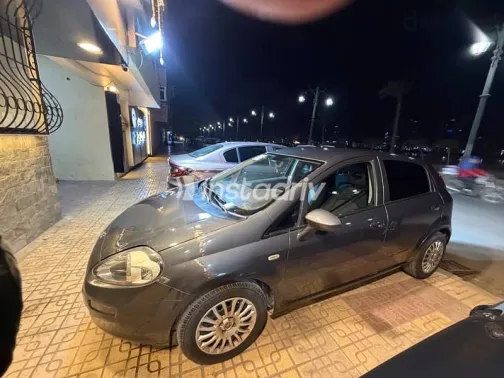 فيات بونتو 2016 رمادي مستعملة للبيع - 4