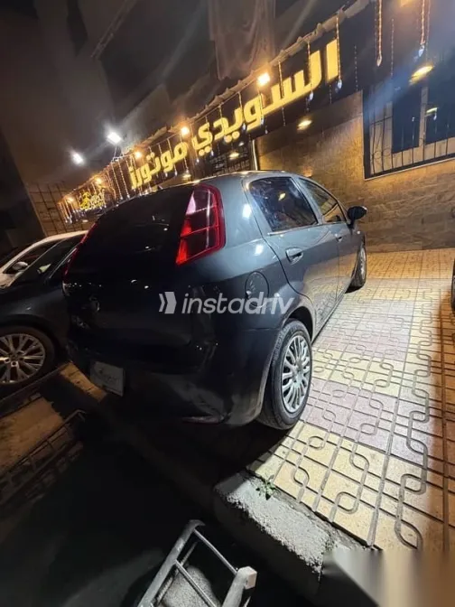 فيات بونتو 2016 رمادي مستعملة للبيع - 7