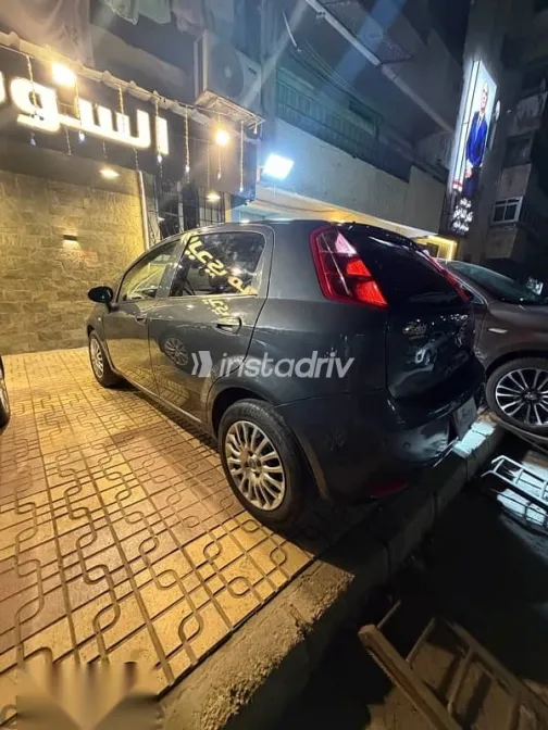 فيات بونتو 2016 رمادي مستعملة للبيع - 8