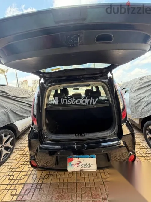 كيا سول 2017 أسود مستعملة للبيع - 9
