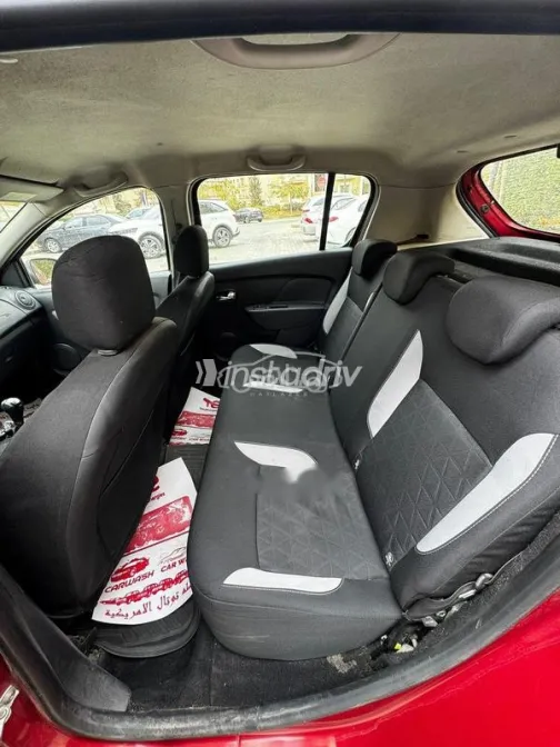 Renault Sandero Step Way 2016 Red Used for Sale - 5