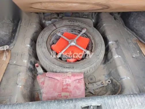 Hyundai Verna 2013 Gray Used for Sale - 6