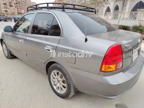 Hyundai Verna 2013 Gray Used for Sale - 8