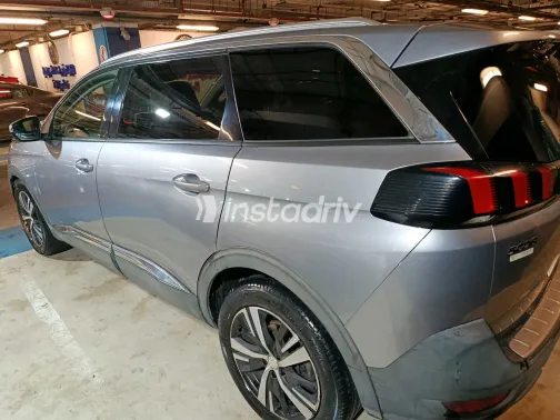 بيجو 5008 2020 أبيض مستعملة للبيع - 3