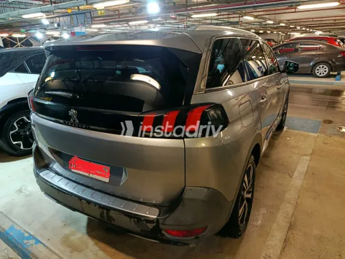 بيجو 5008 2020 أبيض مستعملة للبيع - 5