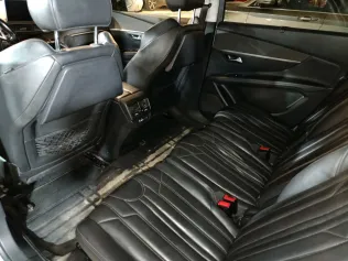 بيجو 5008 2020 أبيض مستعملة للبيع