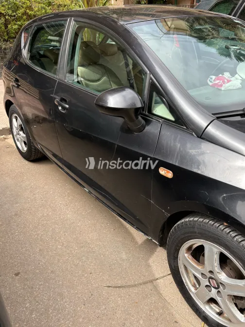 Seat Ibiza 2010 White Used for Sale - 2